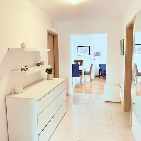 Jukich Sveti Filip i Jakov