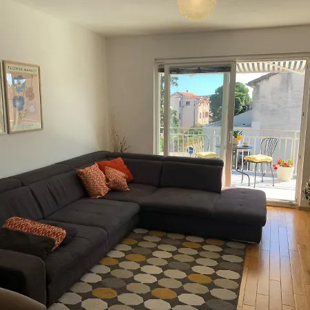 Jukich Apartment